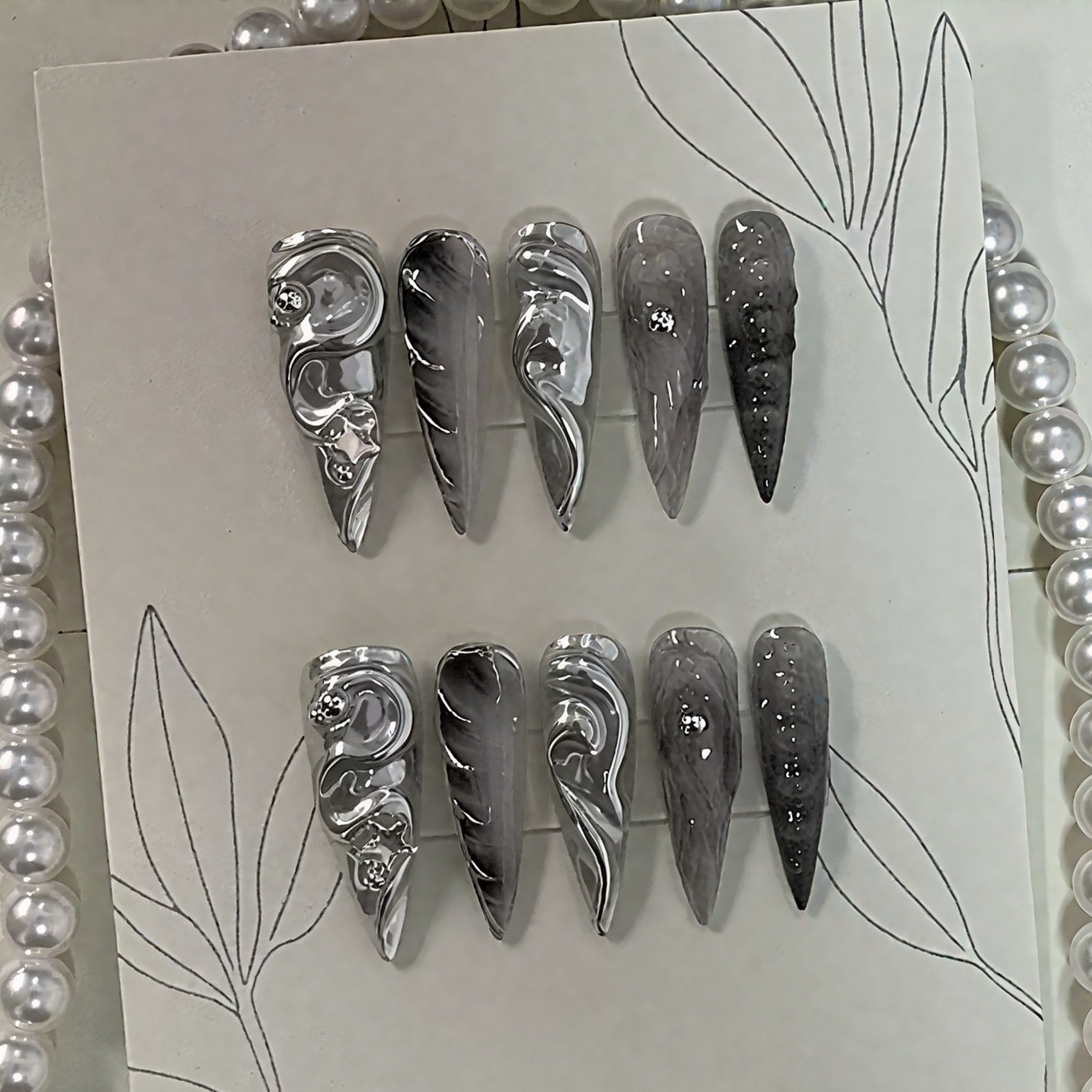Smoky Claw